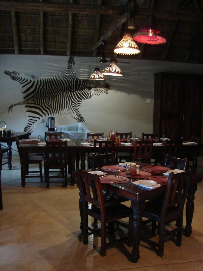 Touch Of Africa Lodge แลนเซอเรีย ภายนอก รูปภาพ